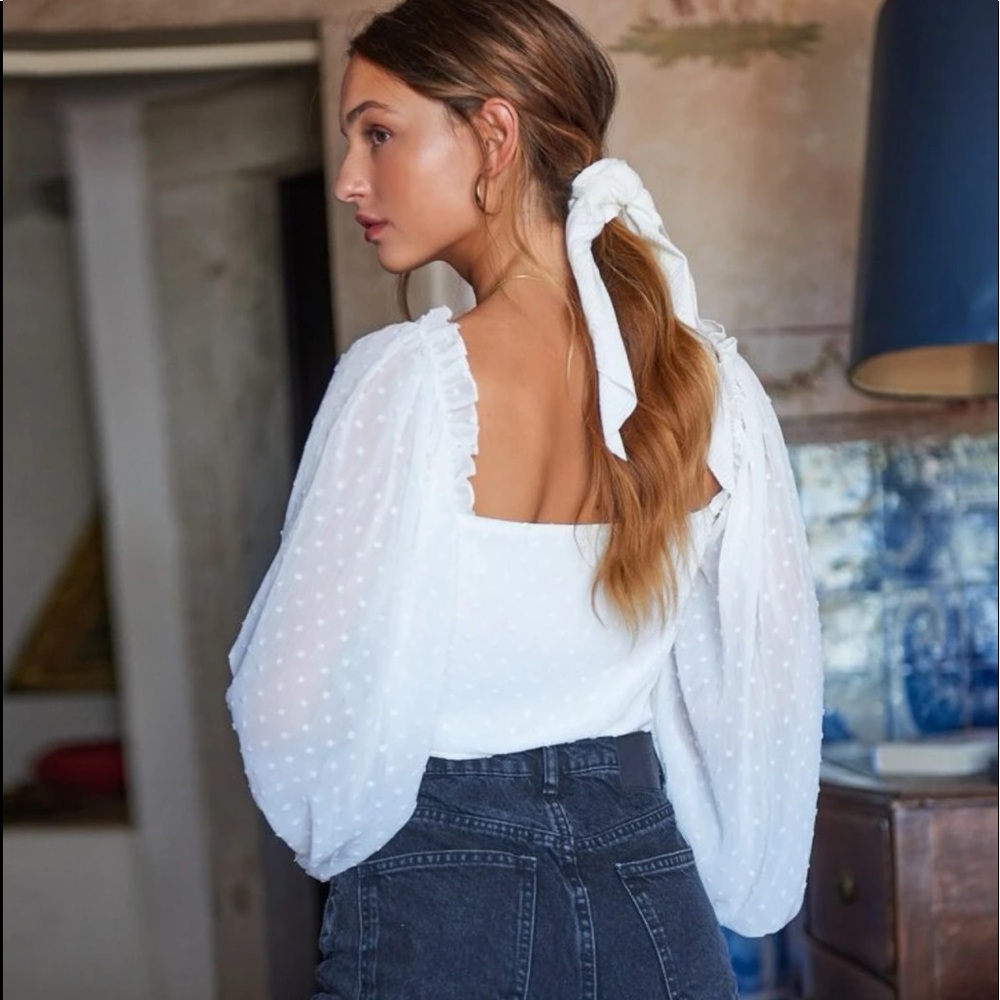 White long sleeve Swiss dot lettuce trim milkmaid blouse